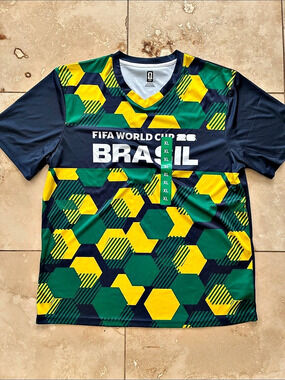 FIFA World Cup 26 Brazil jersey Brazil Soccer Jersey Green Yellow XL NWT